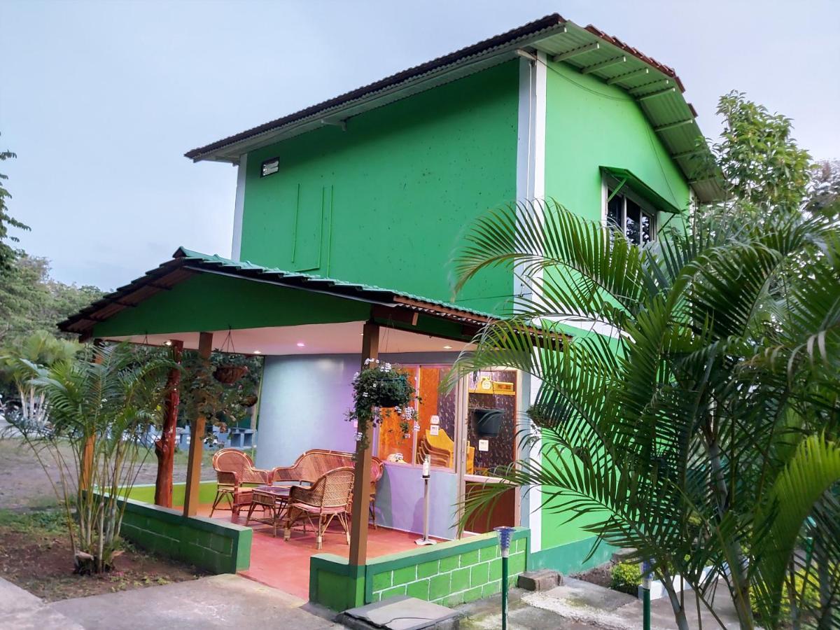 The Midway Jungle Resort マジナグディ エクステリア 写真
