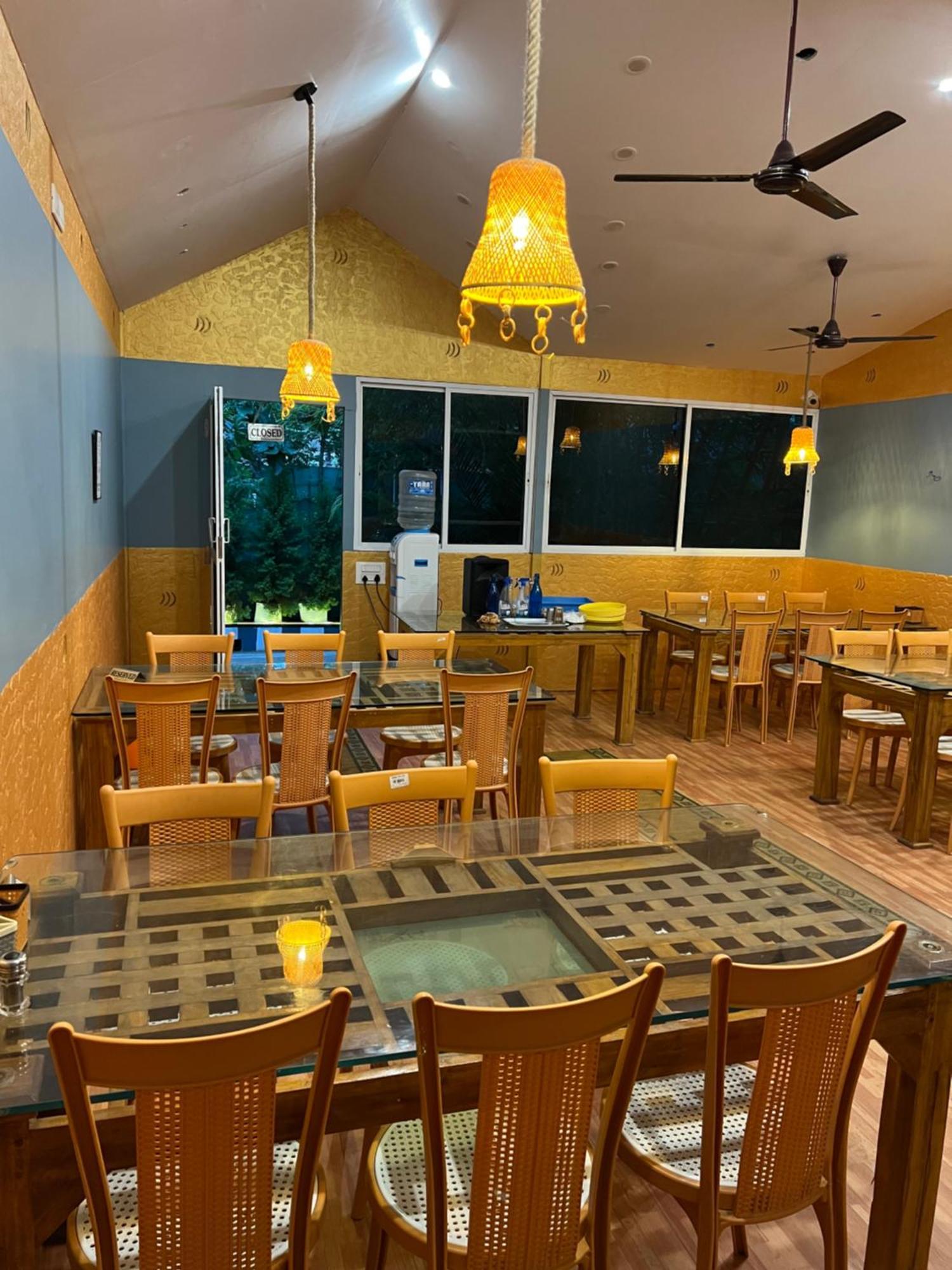 The Midway Jungle Resort マジナグディ エクステリア 写真
